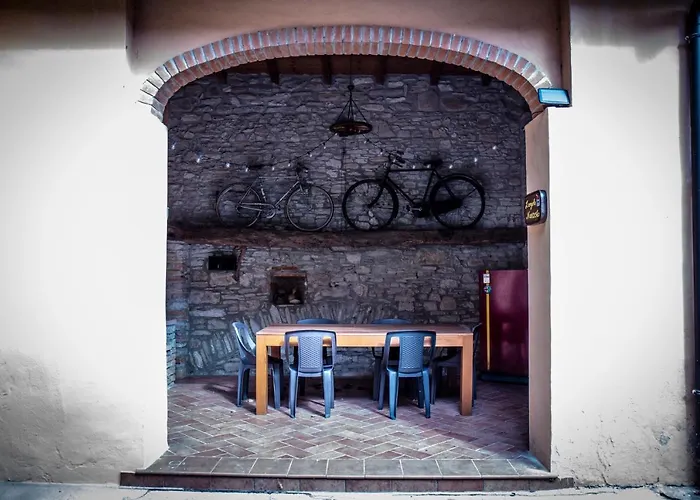 L'angolo Nascosto Πανσιόν Rivergaro