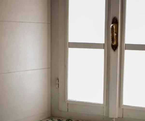 L'angolo Nascosto Affittacamere 3*