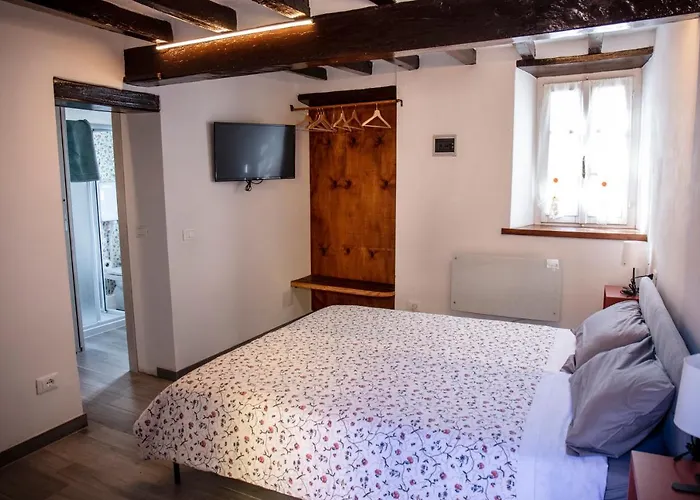 L'angolo Nascosto Affittacamere 3*